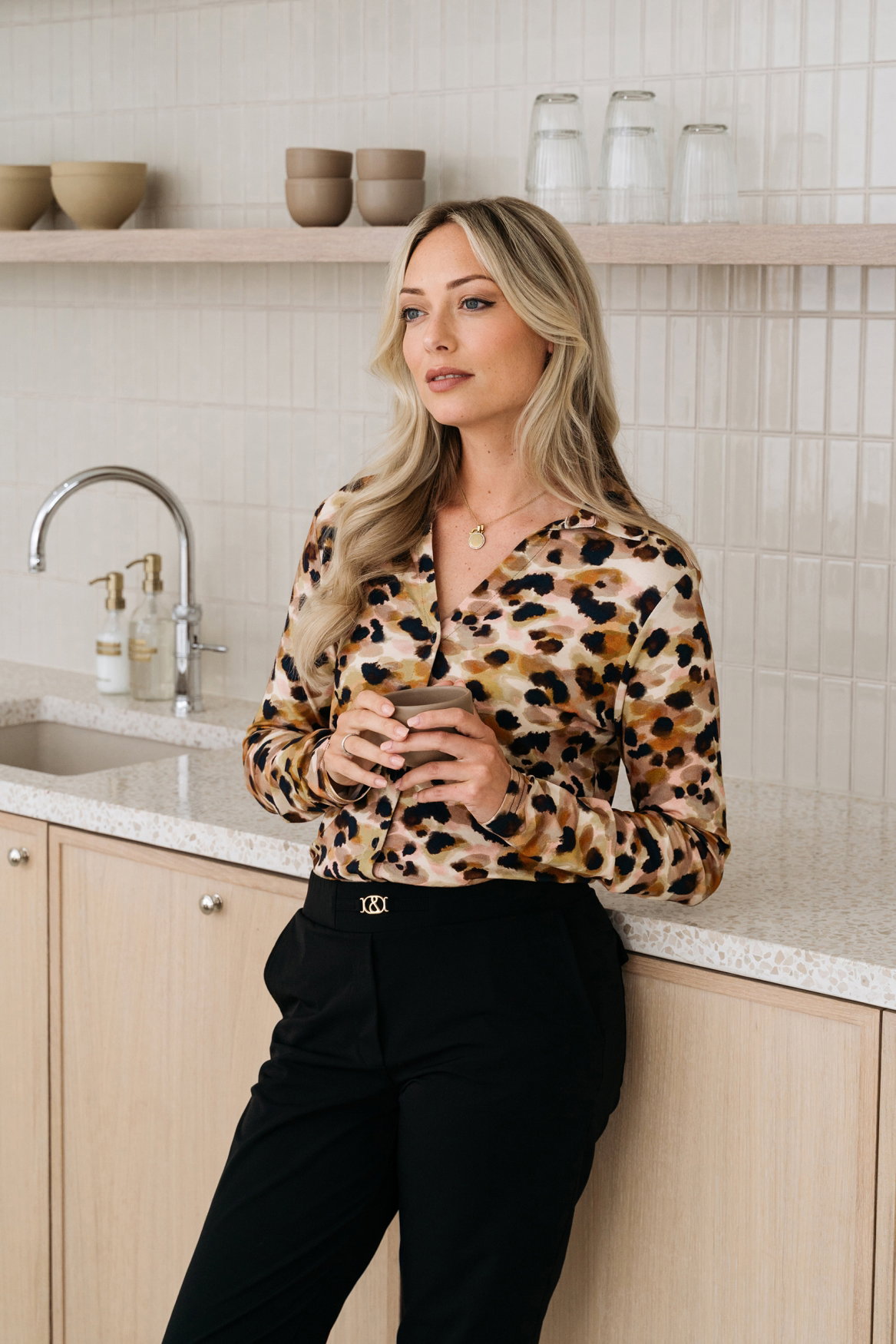 VAYEN ANIMAL DOT M-Beige multi