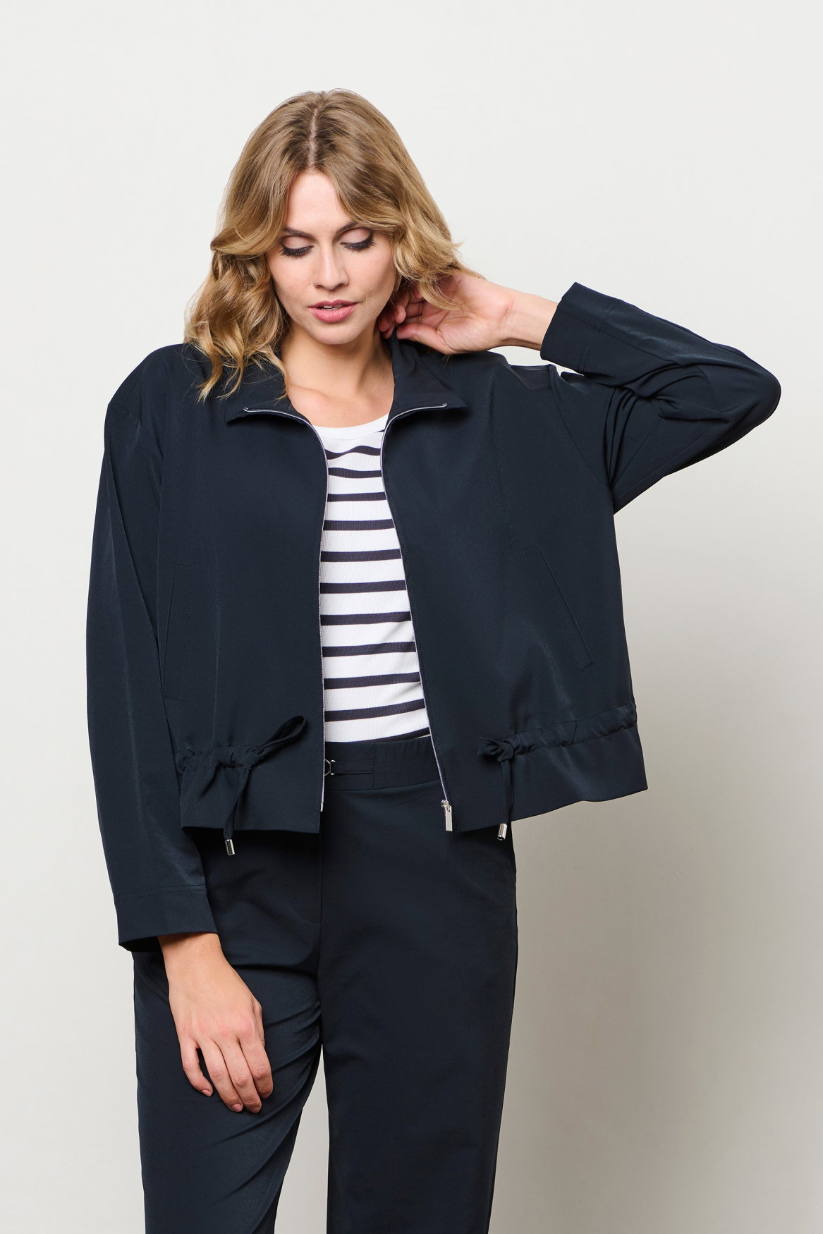 PAIVA TRAVEL B-Navy